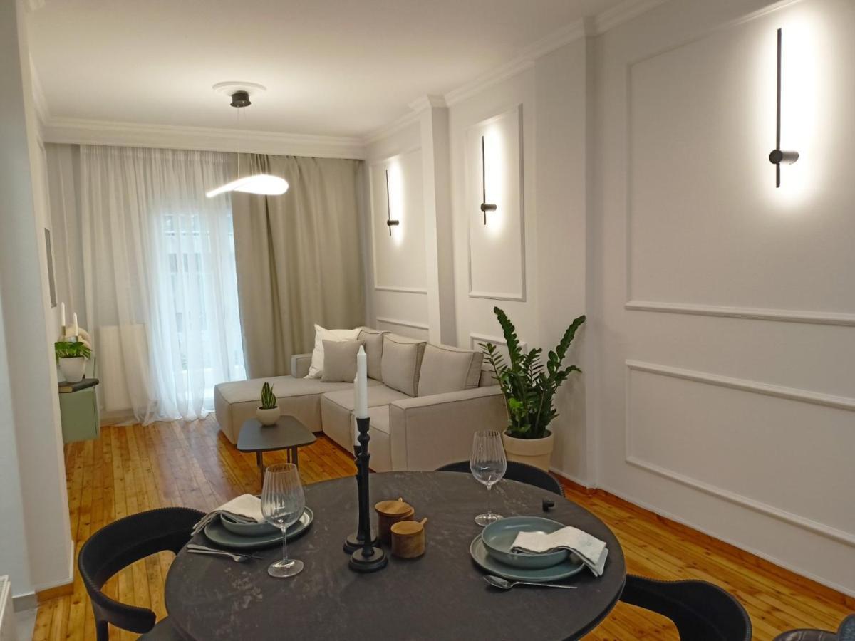 Stylish Modern Classic Apartment Tessalónica Exterior foto